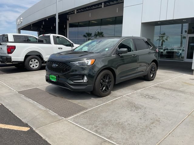 Used 2024 Ford Edge SEL w/ Convenience Package AWD/4WD image 2