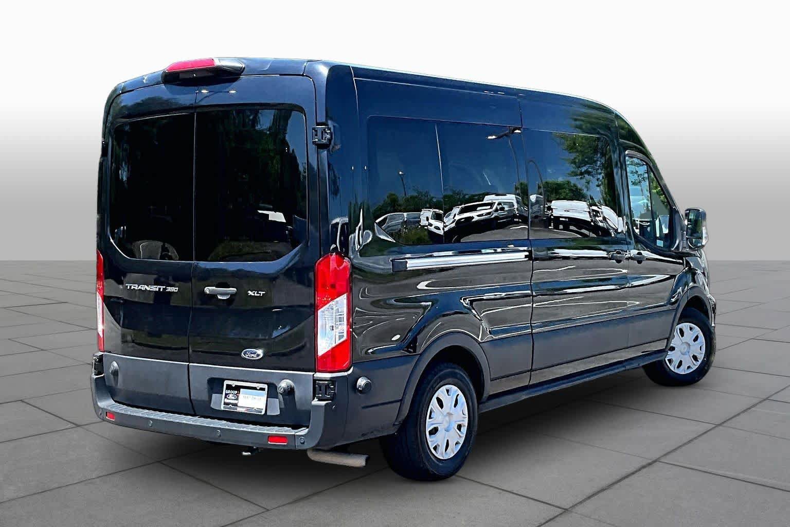 Used 2024 Ford Transit 350 XLT RWD image 13