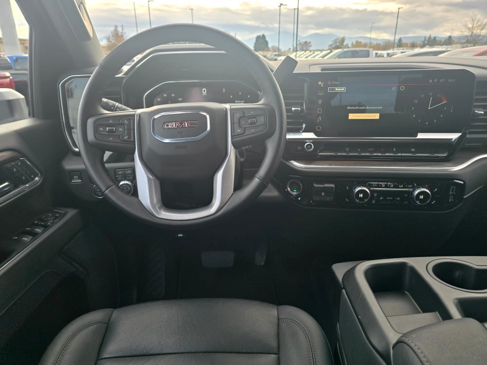 Used 2025 GMC Sierra 2500 SLT AWD/4WD image 8