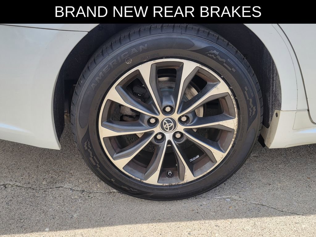 Used 2016 Toyota Avalon XLE Premium FWD image 5