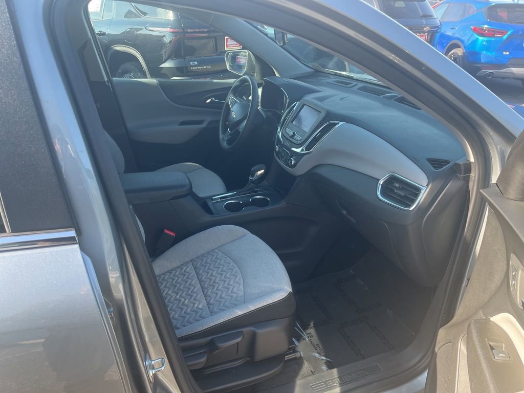 Used 2023 Chevrolet Equinox LT image 30