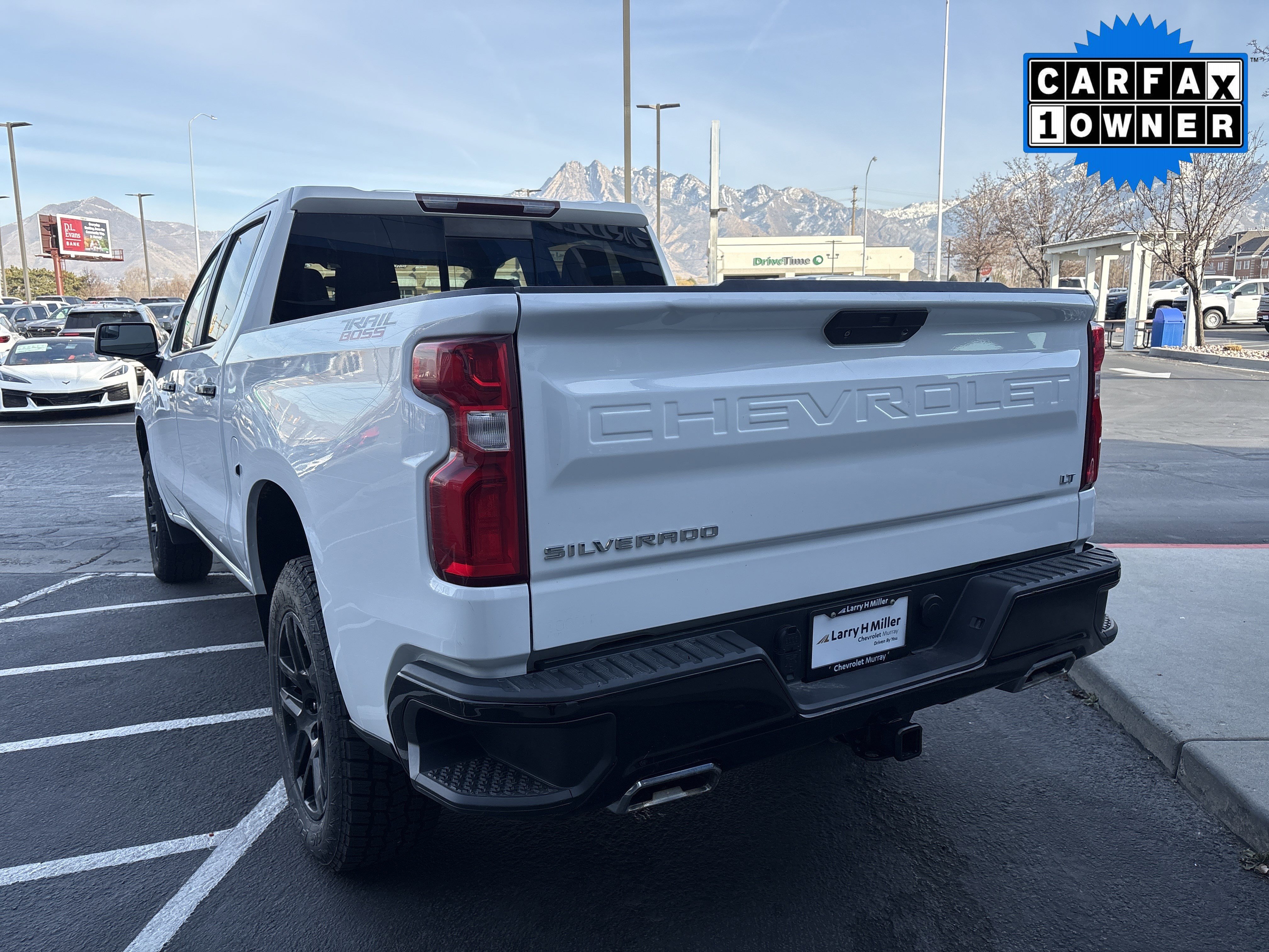 Used 2022 Chevrolet Silverado 1500 LT Trail Boss w/ Convenience Package II image 3