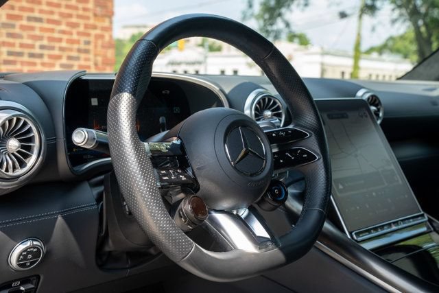 Used 2022 Mercedes-Benz SL 63 AMG 4MATIC image 21