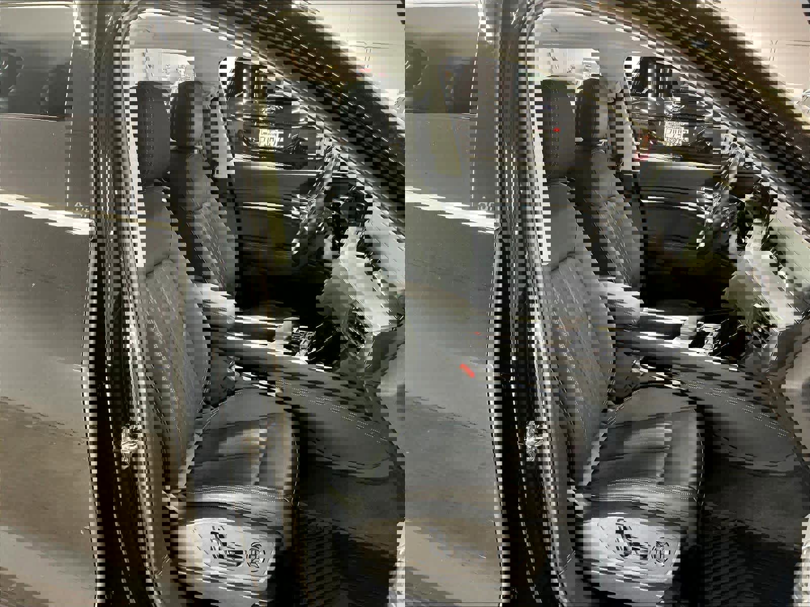 Certified 2024 Audi Q8 e-tron Premium Plus w/ Premium Plus Package AWD/4WD image 9