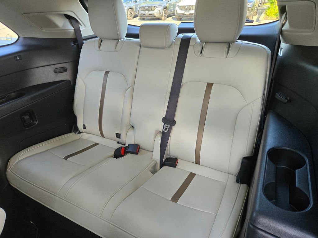 Certified 2025 MAZDA CX-90 3.3 Turbo w/ Premium Plus Pkg AWD/4WD image 13