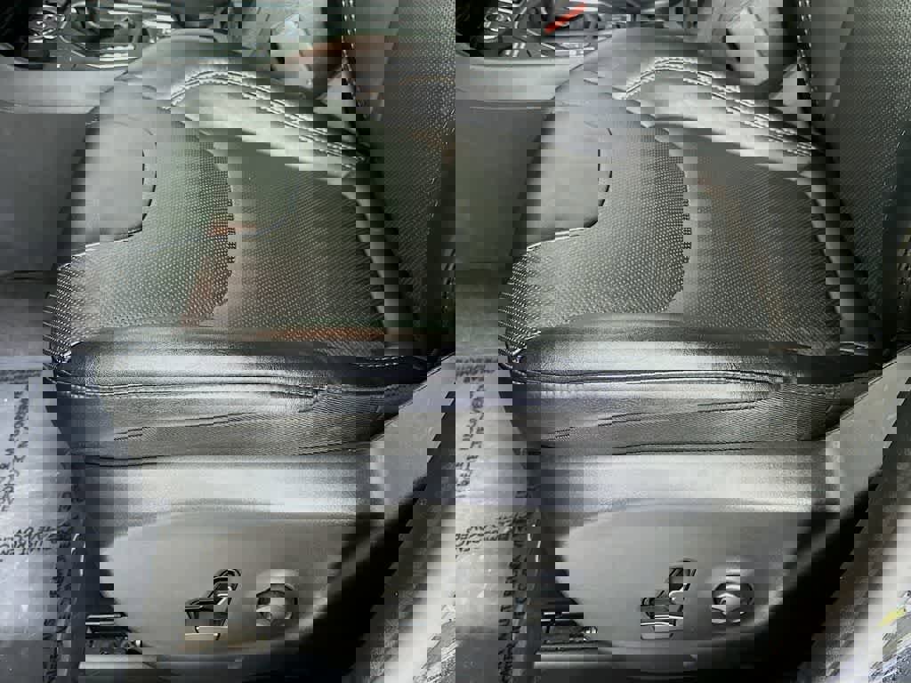 Used 2022 Jeep Cherokee Latitude Lux w/ Sun & Sound Group image 30