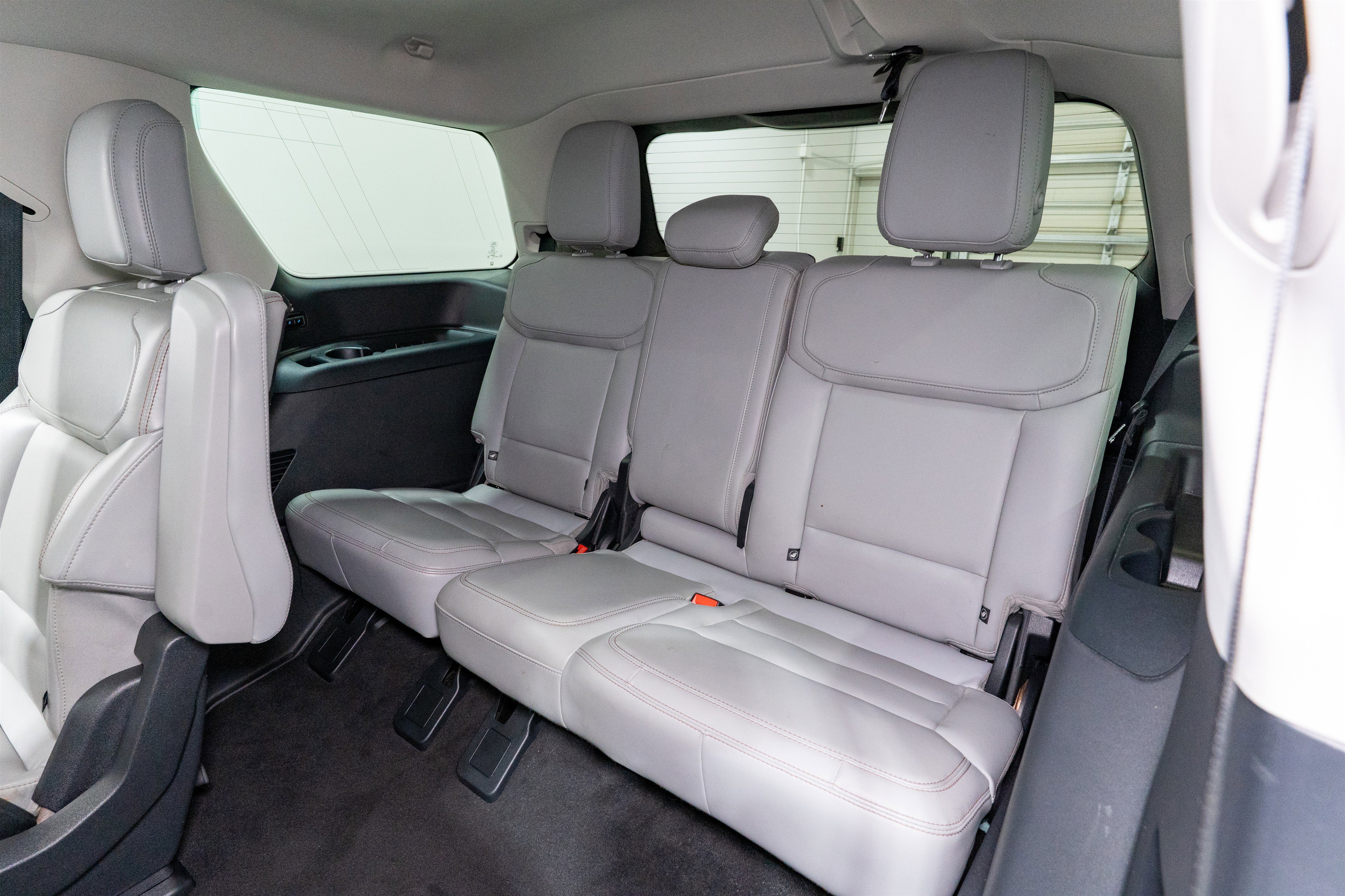 Used 2025 Ford Expedition Active AWD/4WD image 34