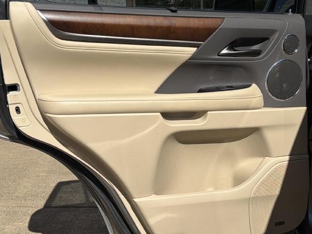 Used 2017 Lexus LX 570 4WD w/ Luxury Package image 24