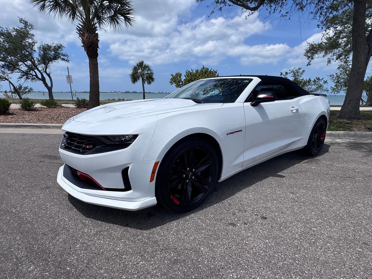 Used 2023 Chevrolet Camaro LT w/ Redline Edition RWD image 15