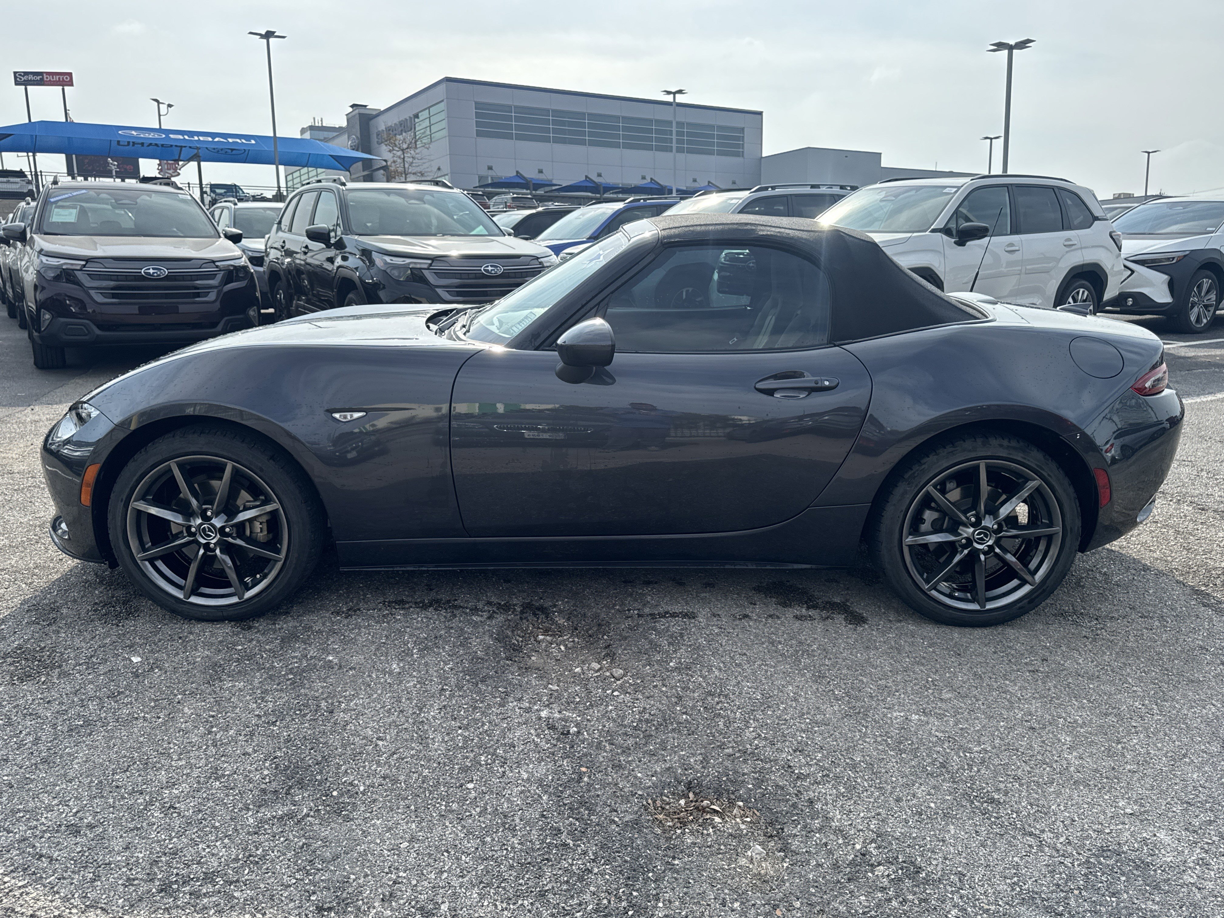 Used 2017 MAZDA MX-5 Miata Grand Touring image 6