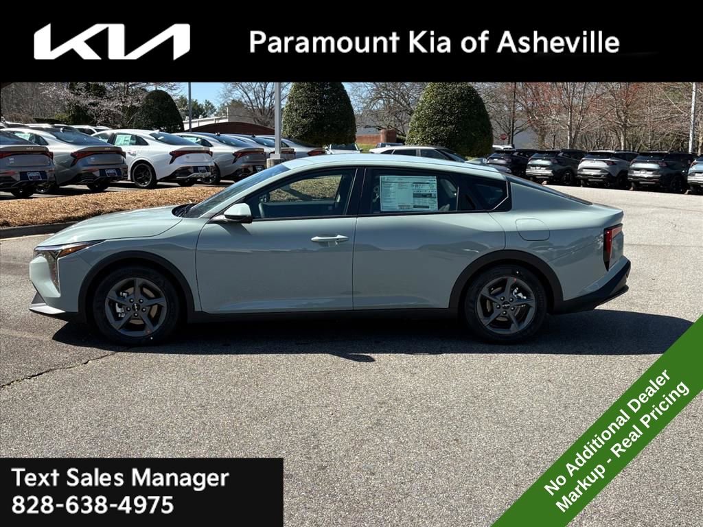 New 2026 Kia K4 FWD image 3