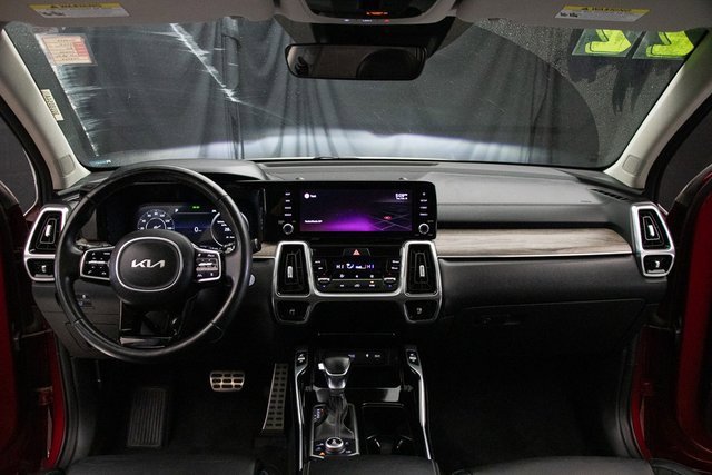 Used 2022 Kia Sorento SX Prestige image 24