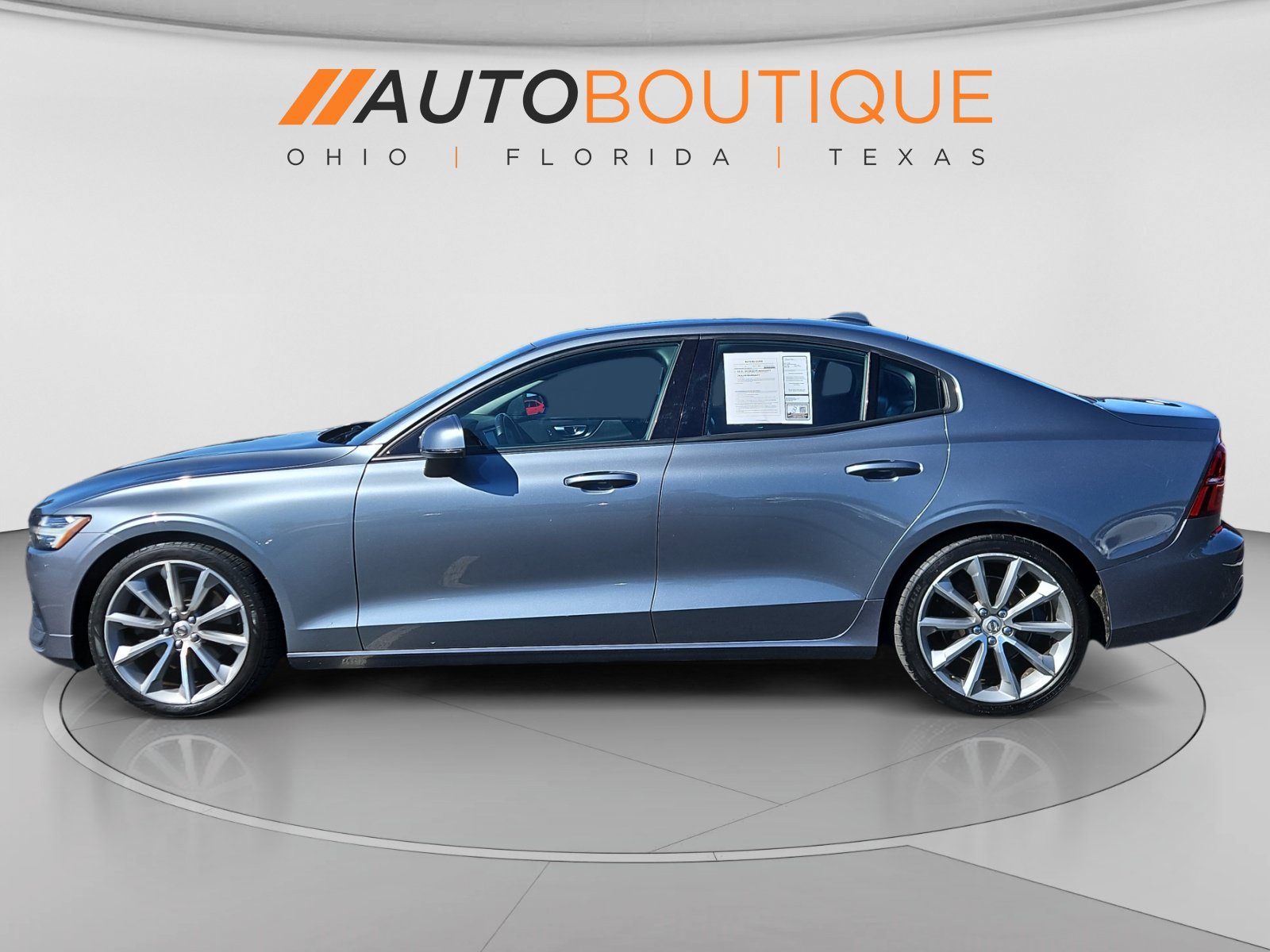 Used 2019 Volvo S60 T5 Momentum FWD image 2