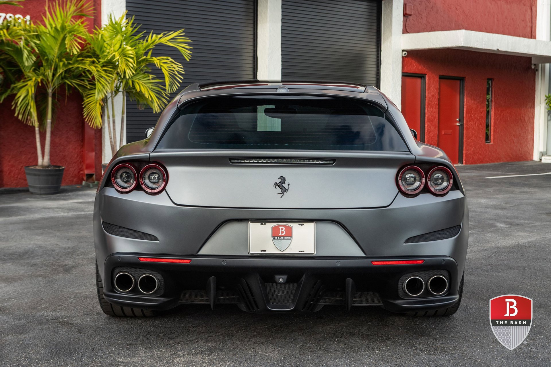 Used 2018 Ferrari GTC4Lusso T image 19