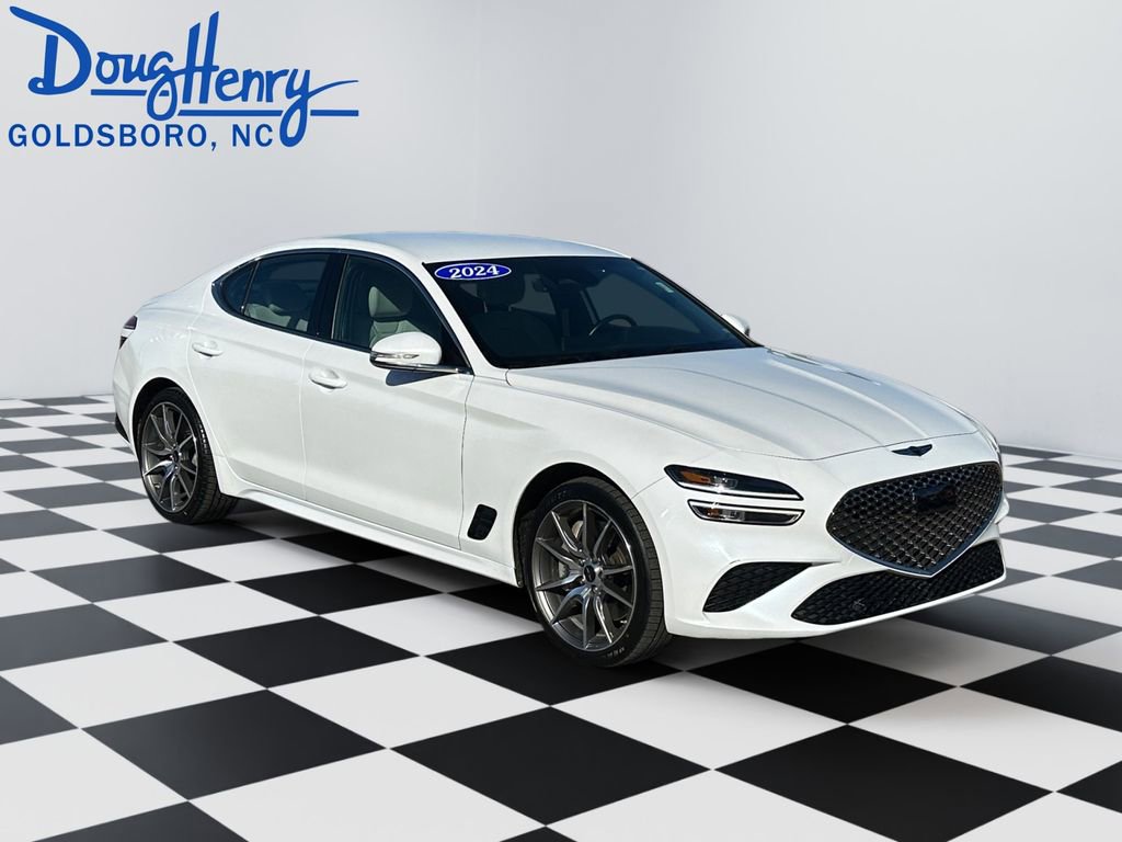 Used 2024 Genesis G70 2.5T RWD image 7
