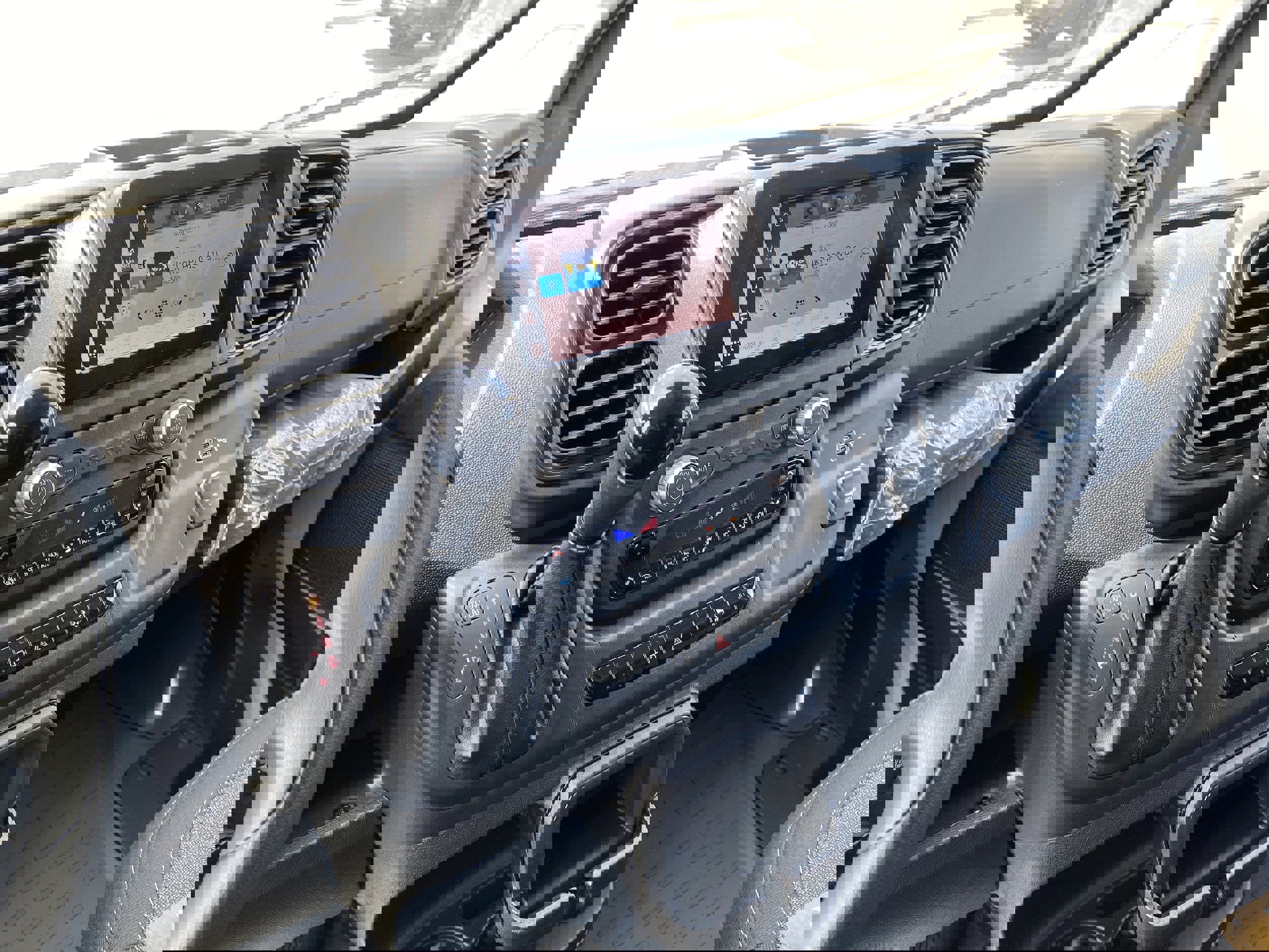 New 2025 RAM ProMaster 2500 w/ Convenience Group image 21