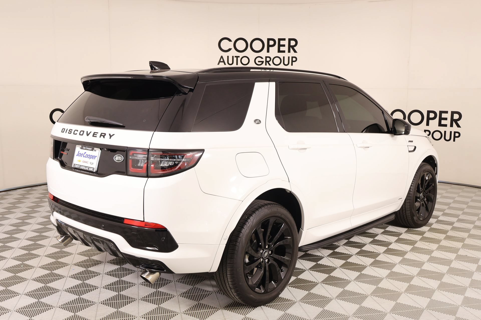 Used 2021 Land Rover Discovery Sport SE R-Dynamic AWD/4WD image 21