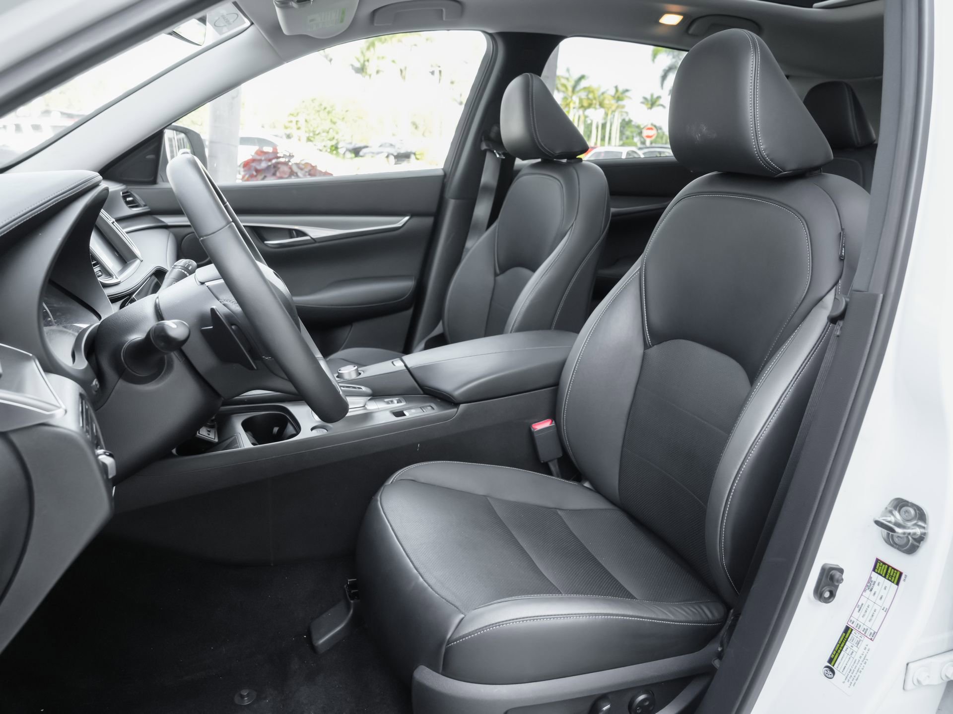 Certified 2023 INFINITI QX50 Luxe AWD/4WD image 17