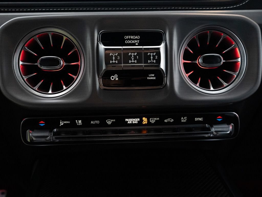 Used 2025 Mercedes-Benz G 63 AMG 4MATIC image 36