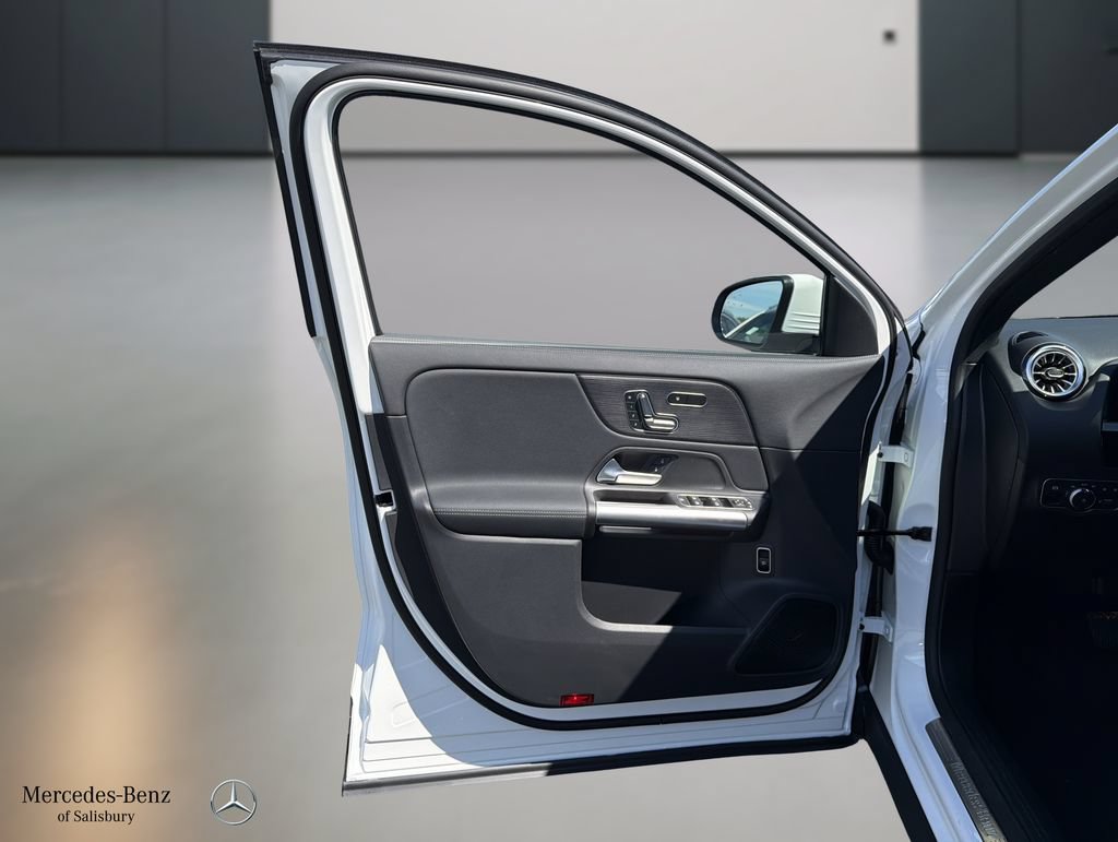 New 2026 Mercedes-Benz GLA 250 4MATIC image 13