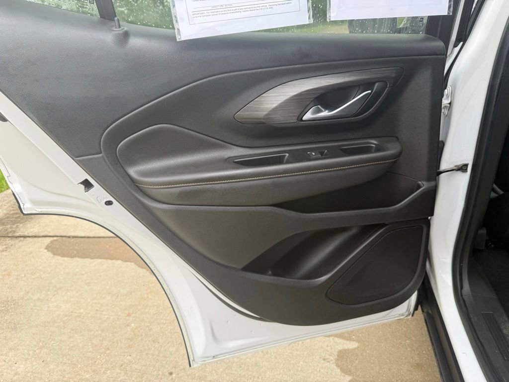 Used 2020 GMC Terrain SLT AWD/4WD image 12