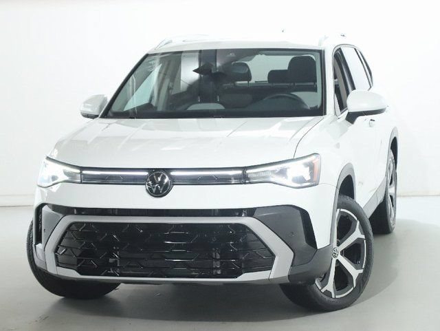 Certified 2025 Volkswagen Taos SEL AWD/4WD image 3
