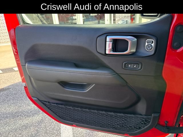 Used 2022 Jeep Wrangler Unlimited Sahara w/ Cold Weather Group AWD/4WD image 26