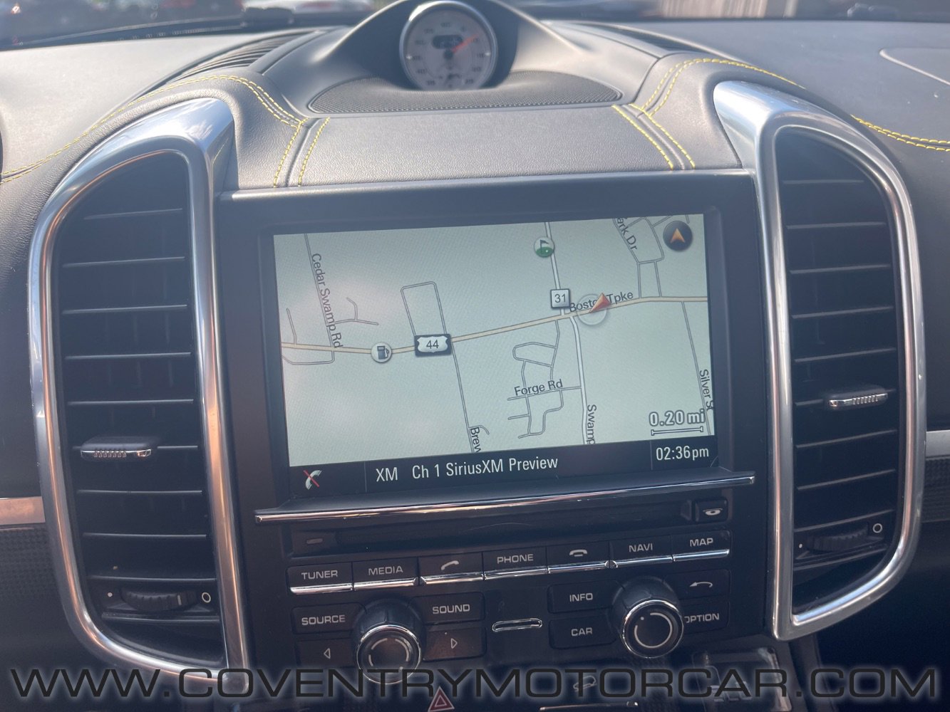 Used 2016 Porsche Cayenne Turbo S image 16