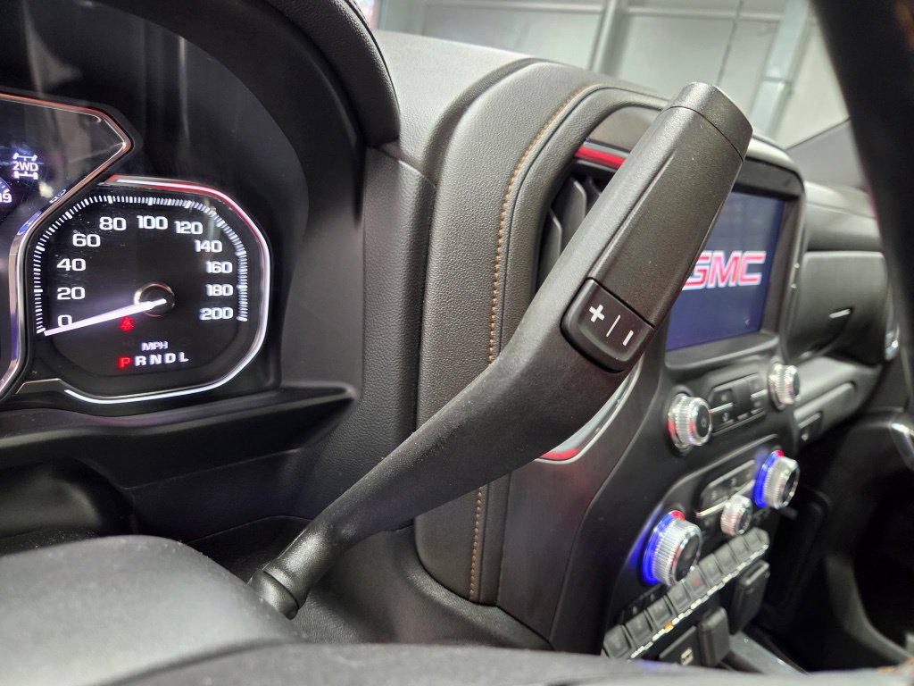 Used 2023 GMC Sierra 2500 AT4 w/ AT4 Premium Plus Package AWD/4WD image 43