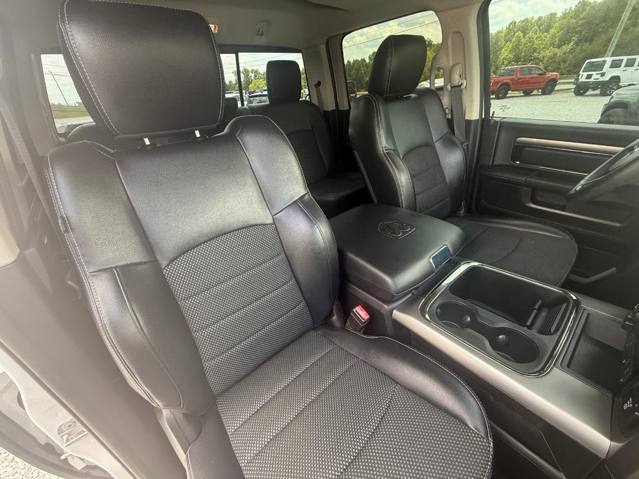 Used 2017 RAM 3500 Big Horn w/ Night Special Edition AWD/4WD image 6