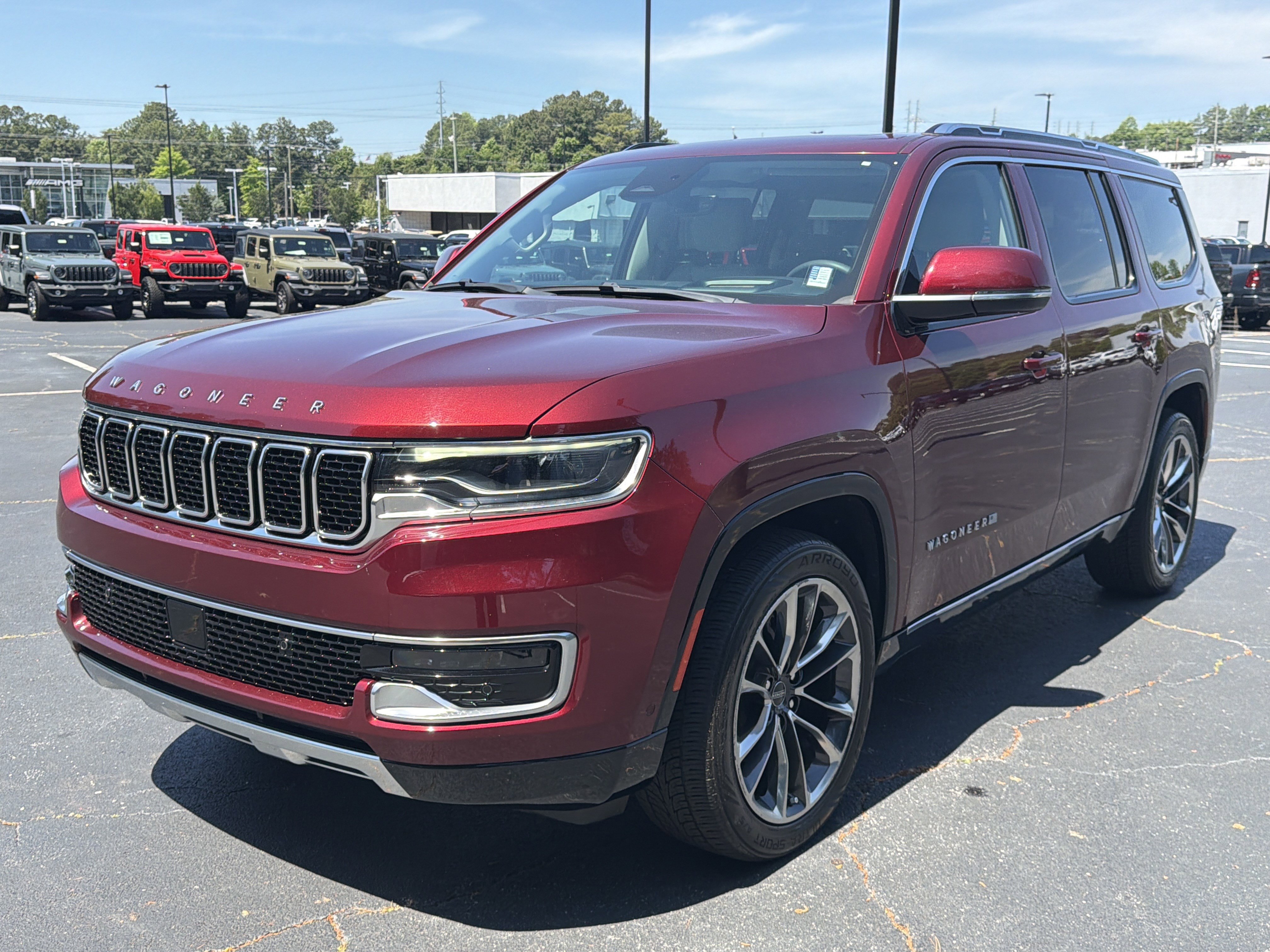 Used 2022 Jeep Wagoneer Series III w/ Premium Group I AWD/4WD image 6