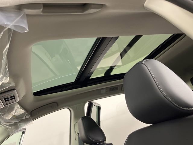 New 2026 Nissan Pathfinder Platinum w/ Accent Package image 33