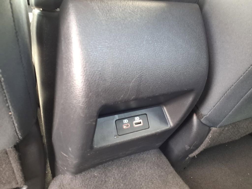 Used 2025 Nissan Altima 2.5 SV FWD image 24