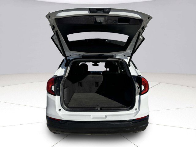 Used 2023 GMC Terrain SLE w/ Driver Convenience Package image 52