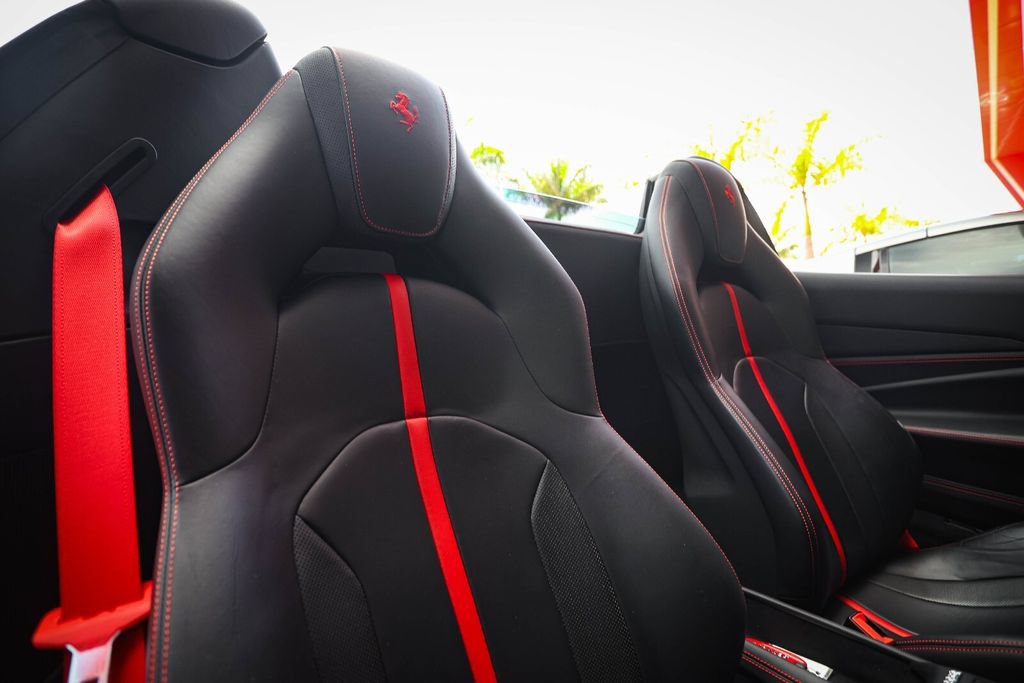 Used 2021 Ferrari F8 Tributo RWD image 49