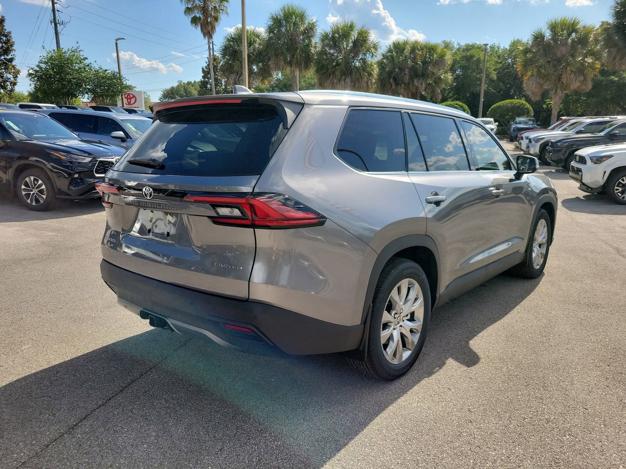 New 2026 Toyota Grand Highlander Limited AWD/4WD image 3