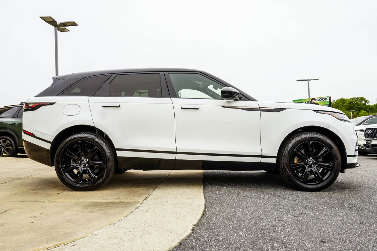 Used 2020 Land Rover Range Rover Velar R-Dynamic S image 6