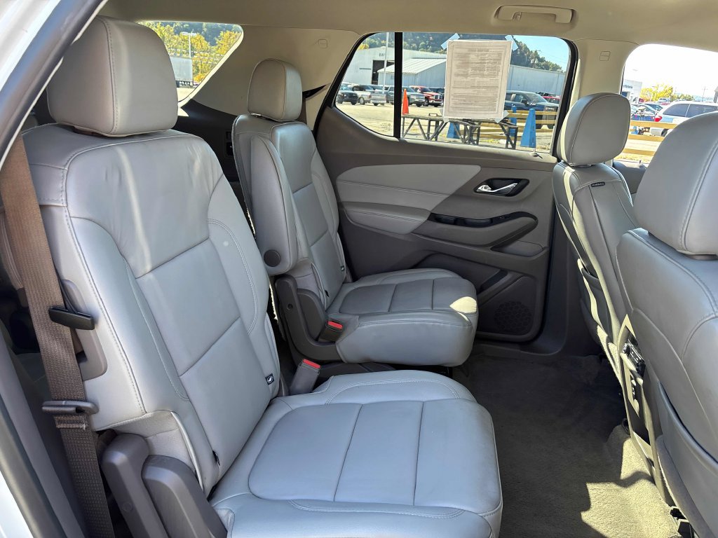 Used 2019 Chevrolet Traverse LT FWD image 27