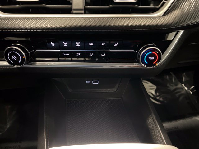 Used 2025 Chevrolet Equinox LT AWD/4WD image 30
