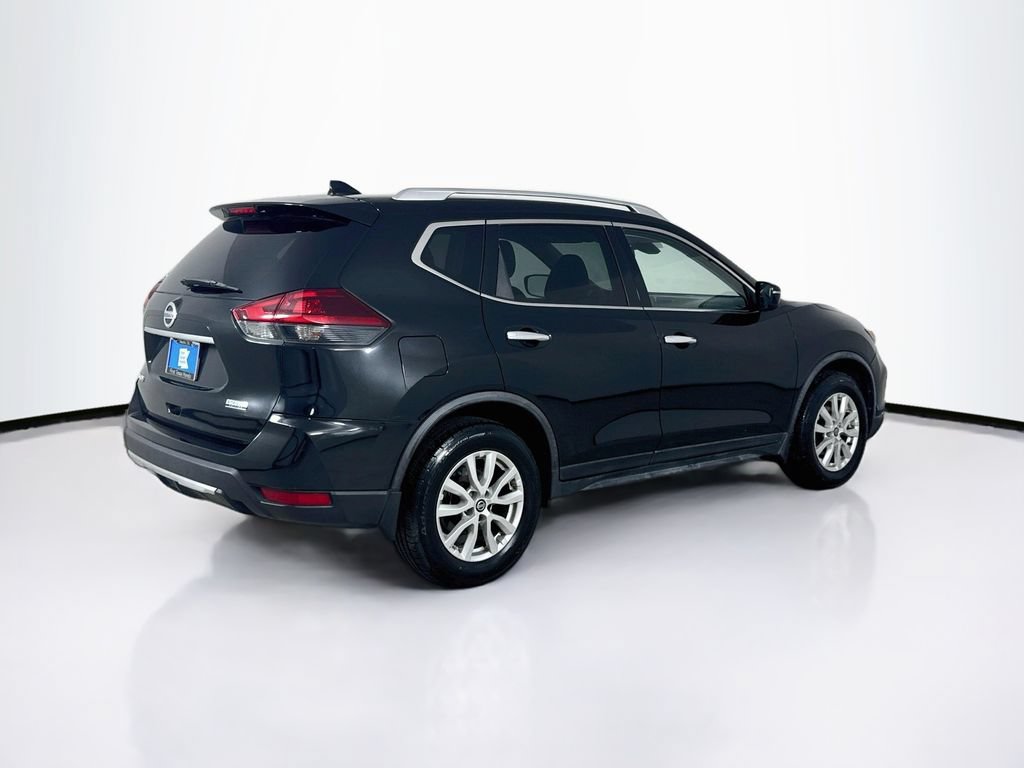 Used 2019 Nissan Rogue S w/ Special Edition Package FWD image 8