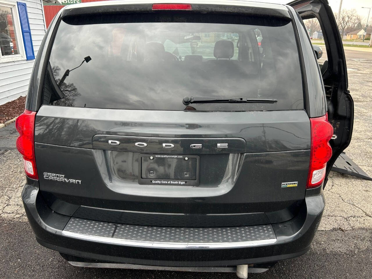 Used 2012 Dodge Grand Caravan SE image 5