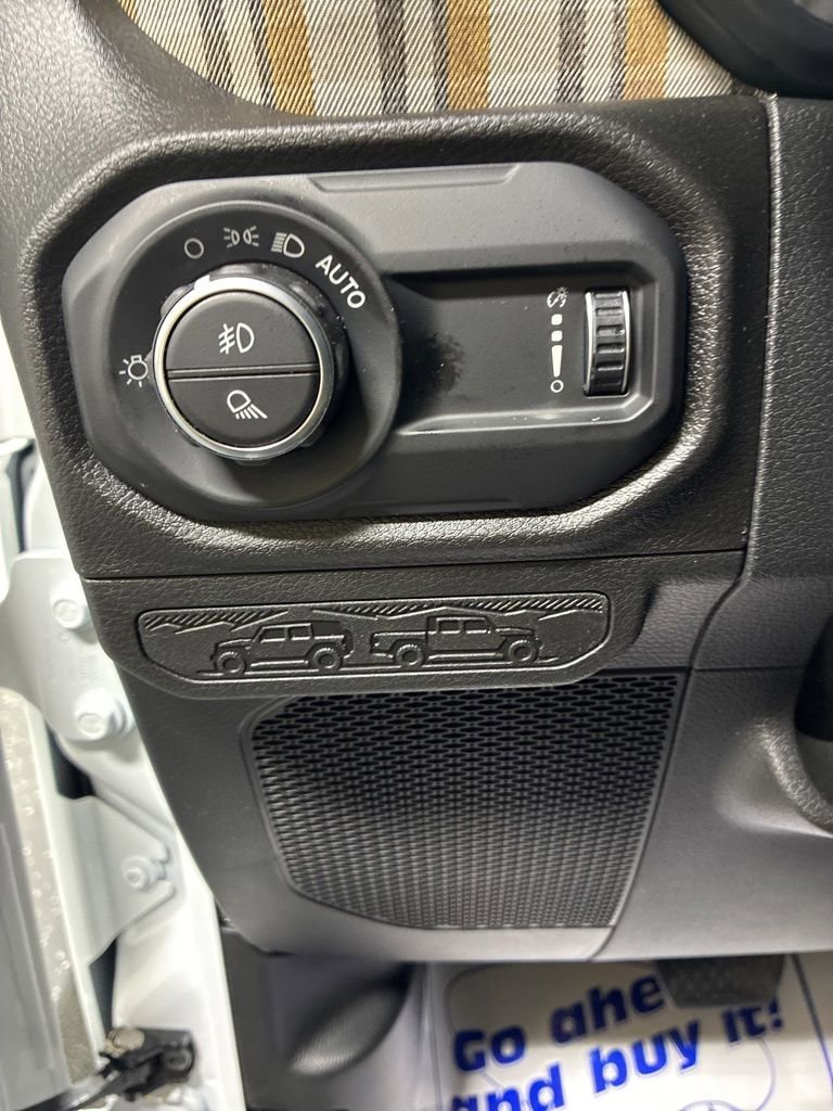 New 2026 Jeep Gladiator Sport AWD/4WD image 13