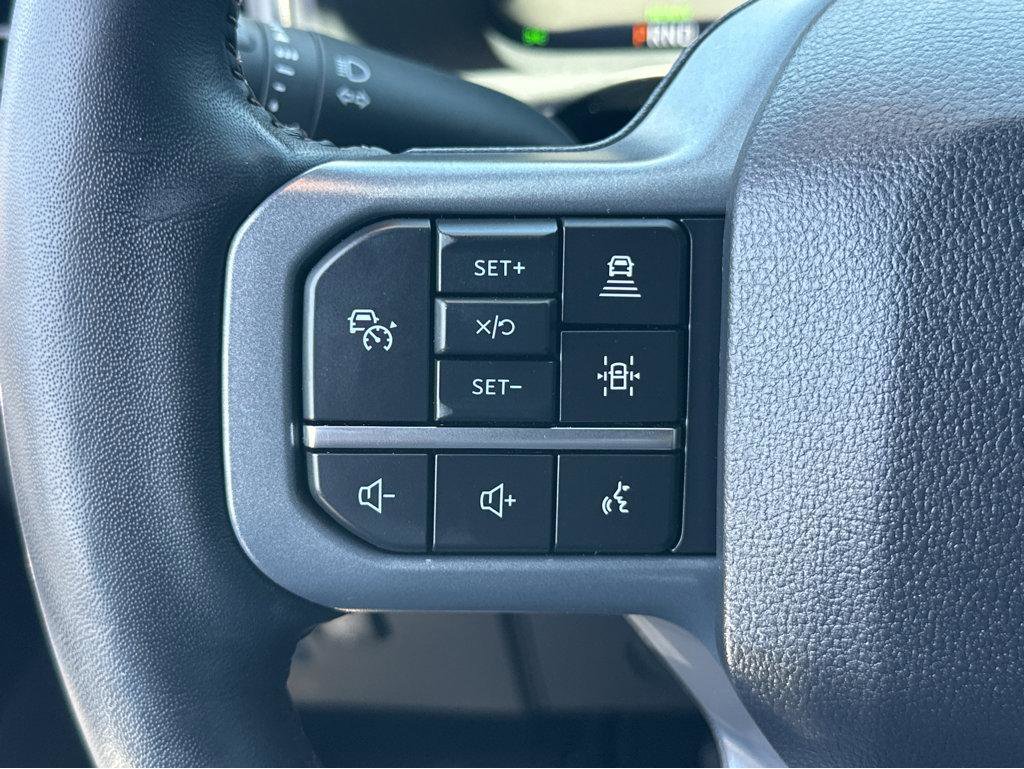 Used 2024 Ford F150 Lightning Lariat AWD/4WD image 22