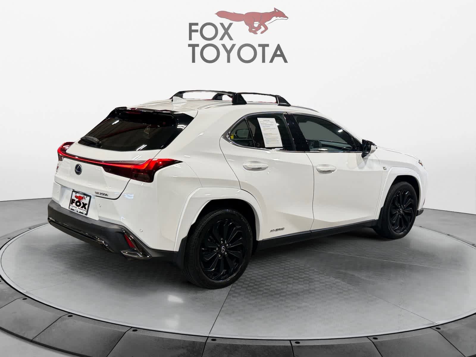 Used 2022 Lexus UX 250h F Sport w/ F Sport Premium Package AWD/4WD image 6