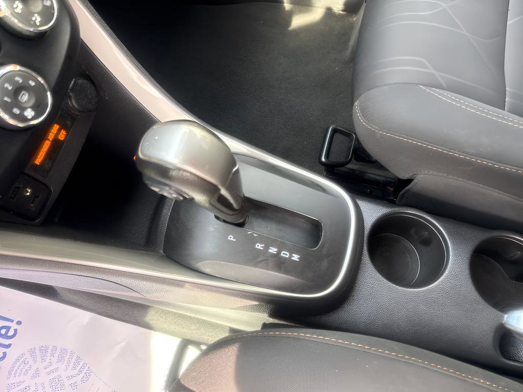 Used 2020 Chevrolet Trax LT image 29