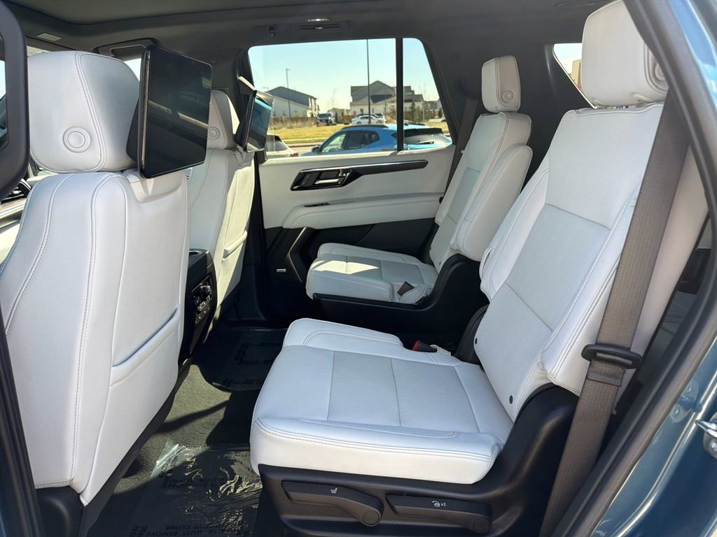 Used 2025 Chevrolet Tahoe Premier image 24