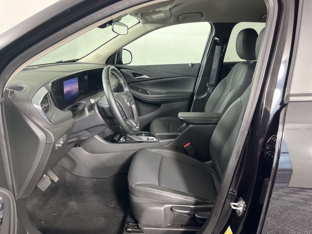 Certified 2025 Buick Encore GX Preferred image 17