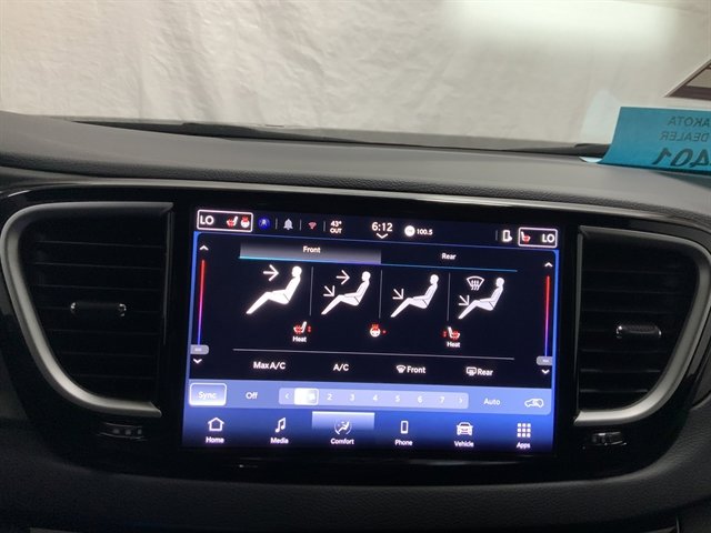 Used 2025 Chrysler Pacifica Select FWD image 29