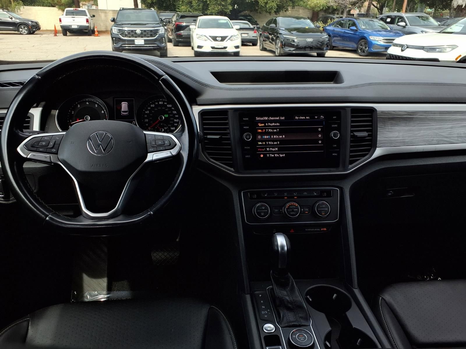 Used 2020 Volkswagen Atlas Cross Sport SE w/ Panoramic Sunroof Package image 20
