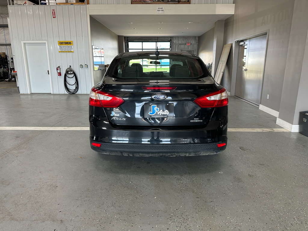 Used 2014 Ford Focus SE image 6